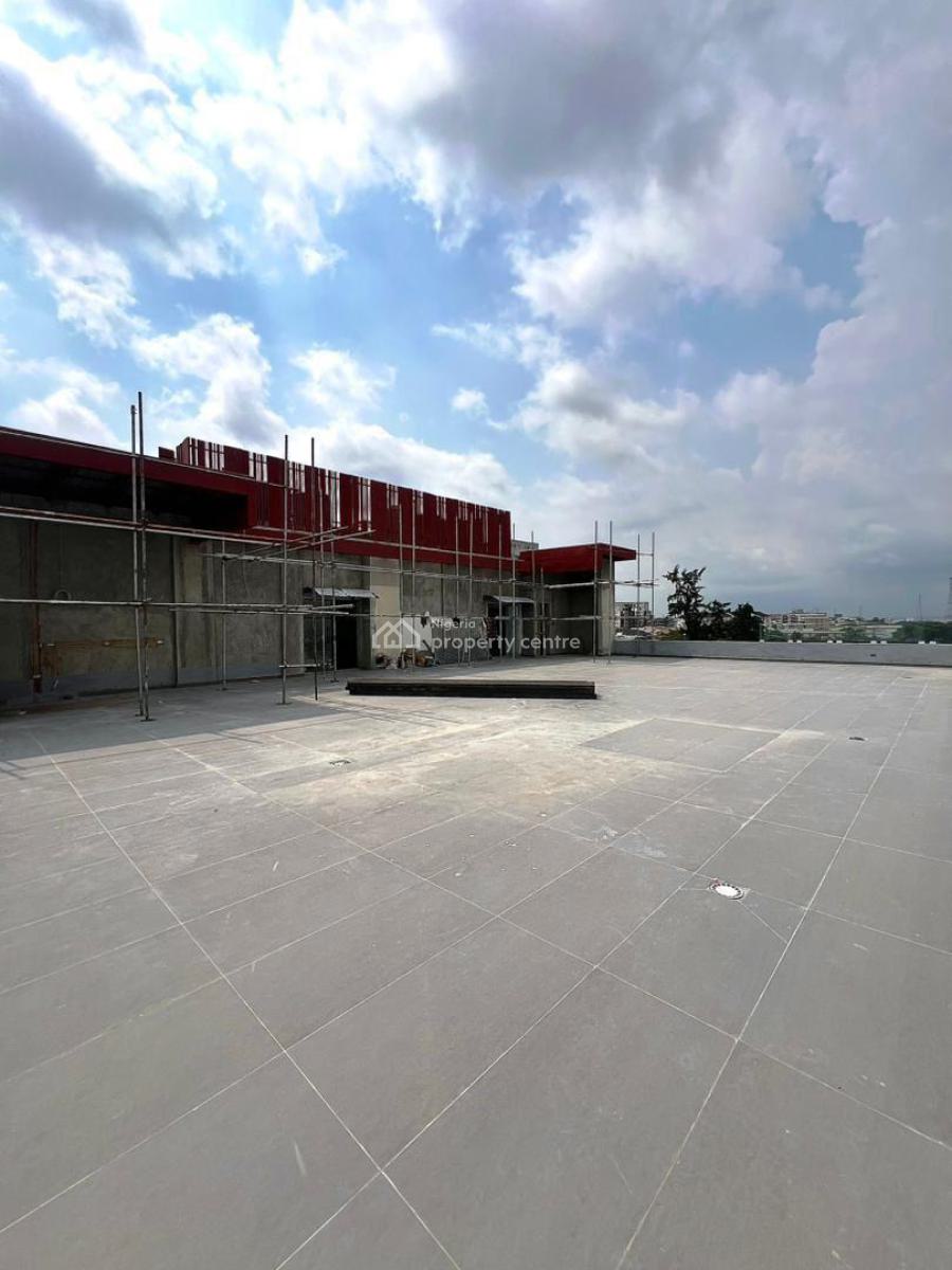 Spacious and Luxury 2-bedroom Apartment with Elevator, Rooftop Terrace, Lekki Phase 1, Lekki, Lagos, Flat / Apartment for Sale