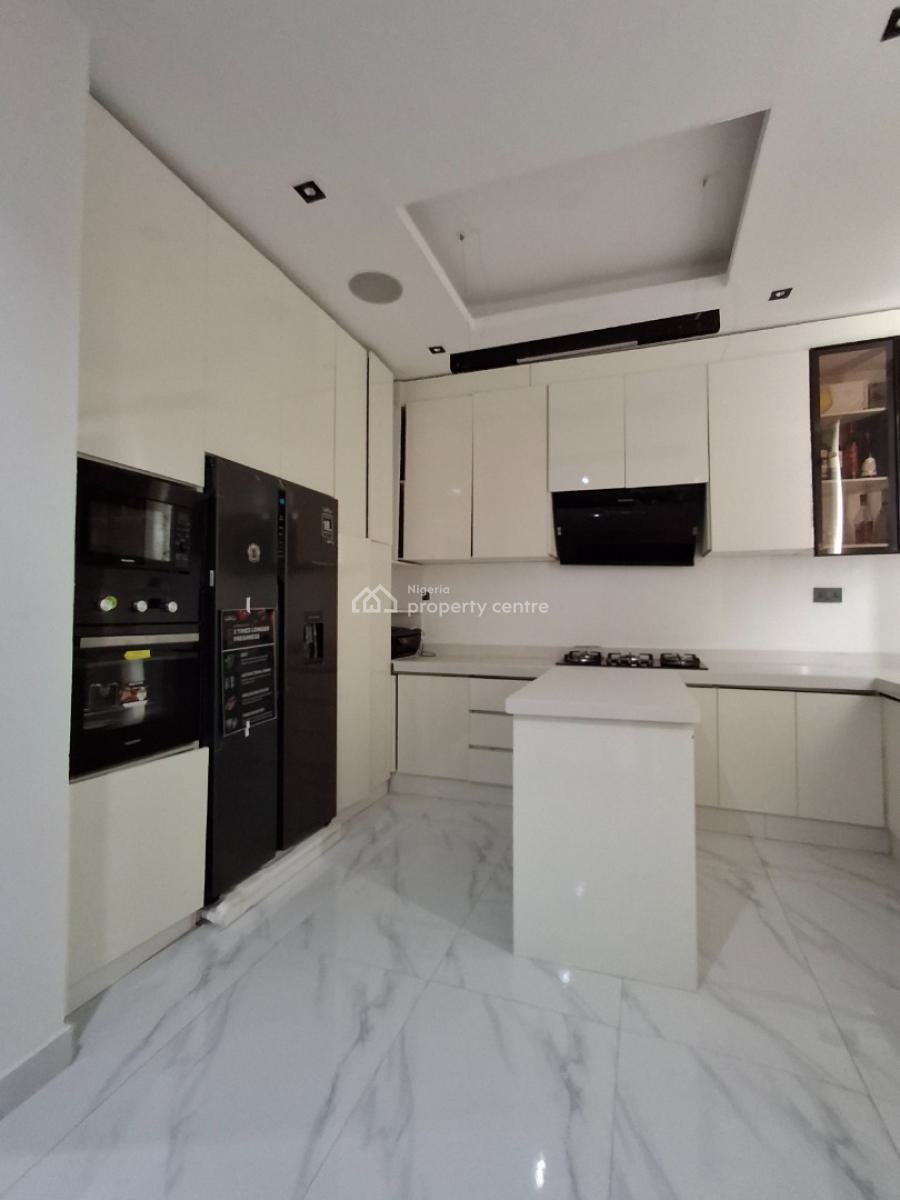 Newly Built 2 Bedroom Apartment with Spacious Rooms, Freedom Way, Lekki Phase 1, Lekki, Lagos, Block of Flats for Sale