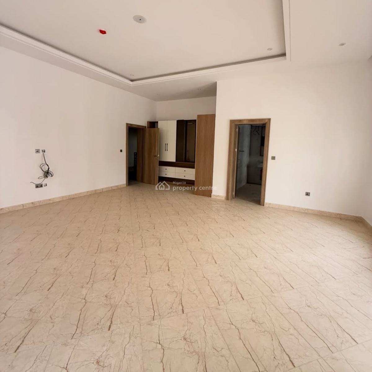 7 Bedroom Detached Home on 1500sqm with a 2 Bedroom Guest Chalet & 3bq, Jabi, Abuja, Detached Duplex for Sale