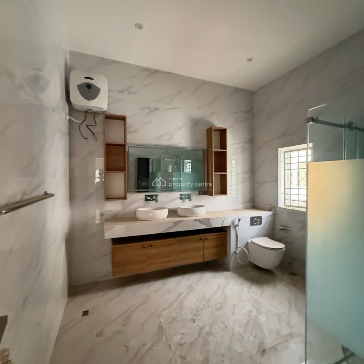 7 Bedroom Detached Home on 1500sqm with a 2 Bedroom Guest Chalet & 3bq, Jabi, Abuja, Detached Duplex for Sale