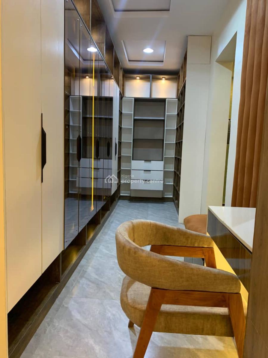 Aesthetically Furnished 4 Bedroom Terrace with Swimming Pool,gym & Ps5, Abira Court, Ikate Elegushi, Lekki, Lagos, Flat / Apartment Short Let