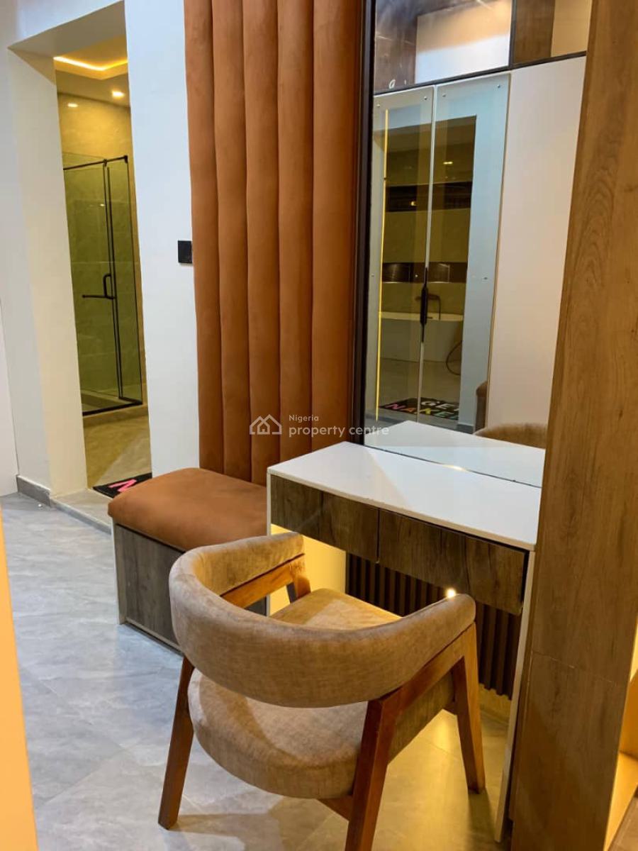 Aesthetically Furnished 4 Bedroom Terrace with Swimming Pool,gym & Ps5, Abira Court, Ikate Elegushi, Lekki, Lagos, Flat / Apartment Short Let