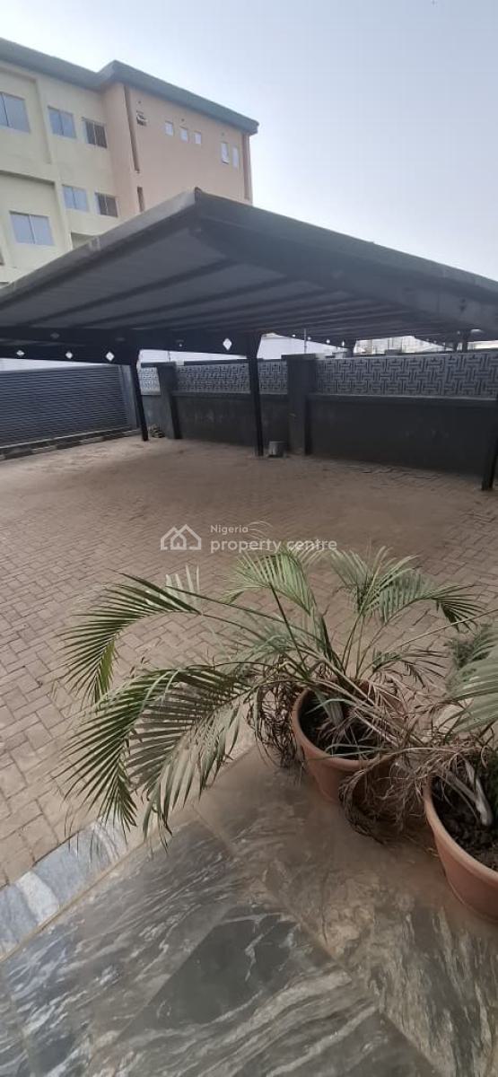 Exclusive 4 Bedroom Terrace Duplex with Private Gate, Guzape District, Abuja, Terraced Duplex for Rent