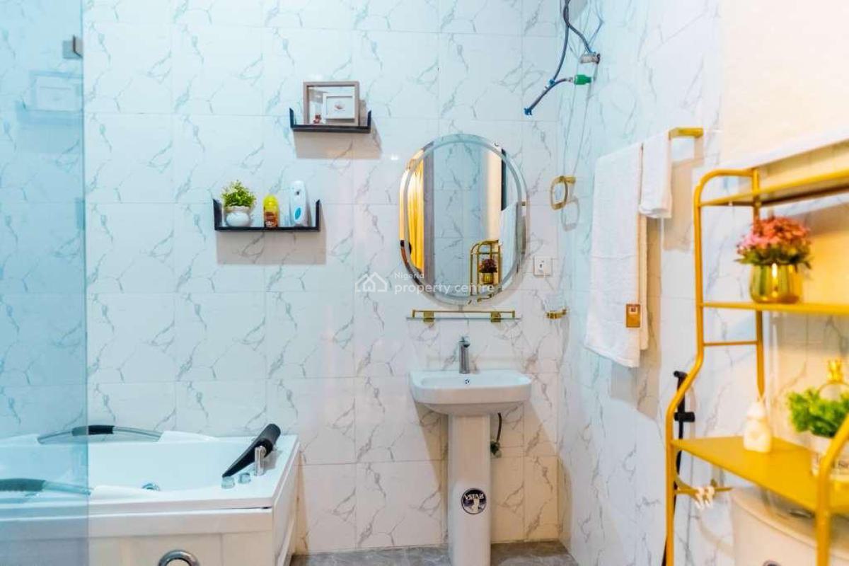 Luxurious and Spacious 4 Bedroom Self Compound with Xbox and Snooker, Ikota Gra, Lekki Phase 2, Lekki, Lagos, House Short Let