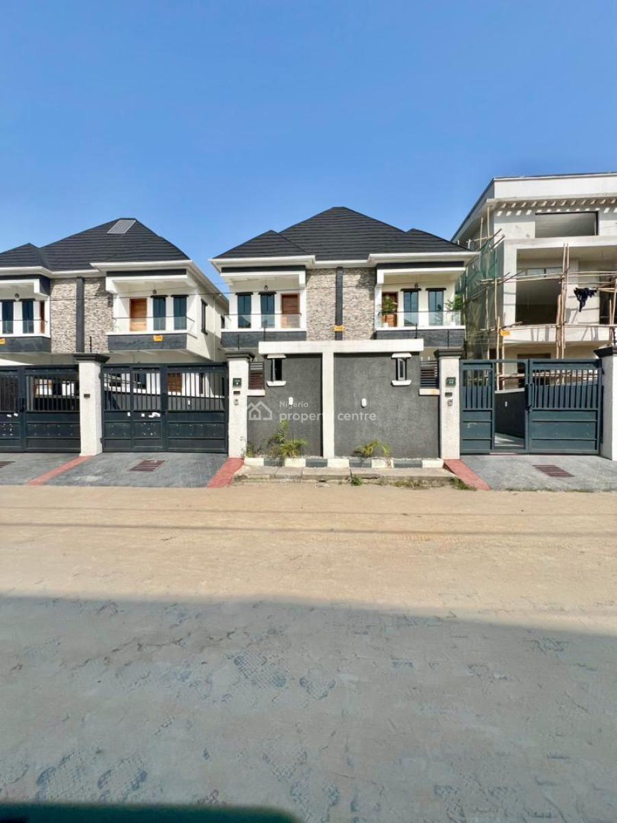 Luxurious and Spacious 4 Bedroom Self Compound with Xbox and Snooker, Ikota Gra, Lekki Phase 2, Lekki, Lagos, House Short Let