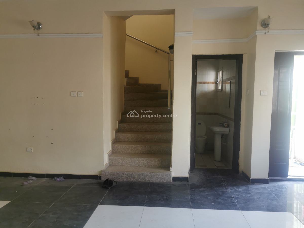 Luxury 3 Bedroom Terraced-duplexe, Bello Kirfi Crescent, Idu Industrial, Abuja, Terraced Duplex for Rent
