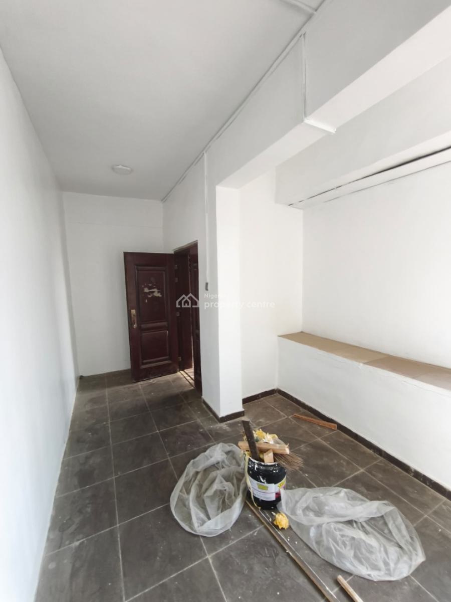 300sqm Office Space Located in a Serene Secured Neighbourhood, Oba Akran Ikeja, Ikeja, Lagos, Office Space for Rent