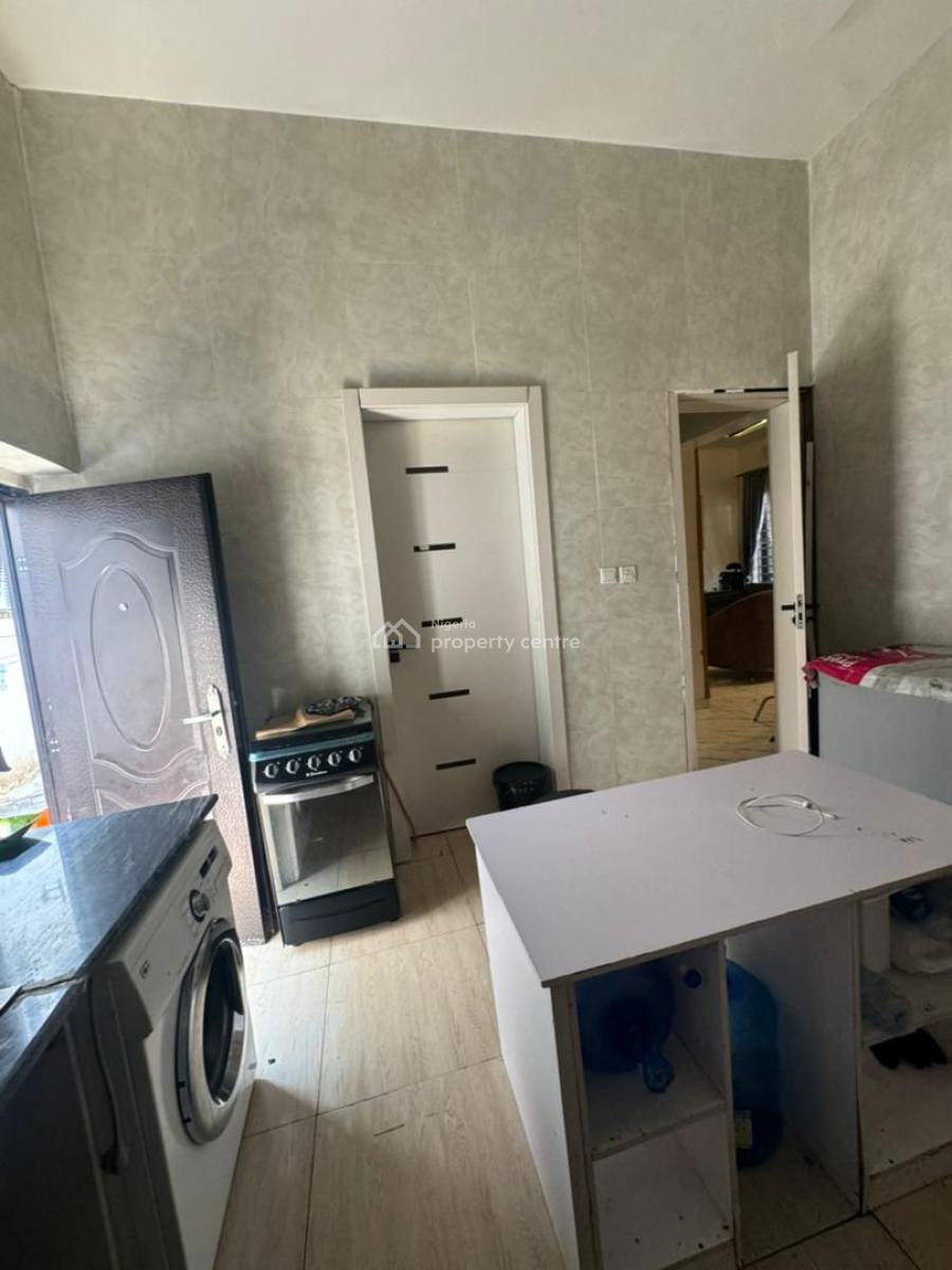 Distress 4 Bedroom Terrace Duplex with Bq in a Serviced Estate, Orchid Road, Lekki, Lagos, Terraced Duplex for Sale