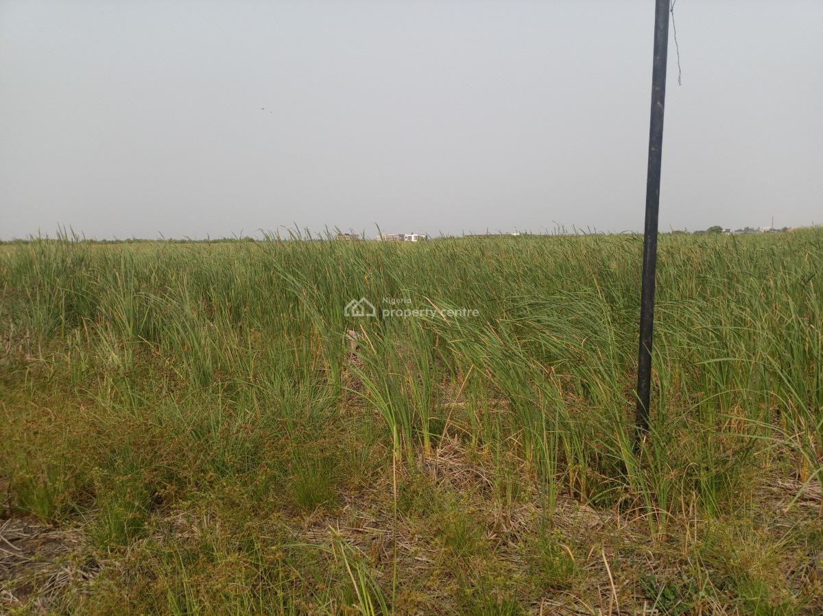 Strategically Located Plots of Land, Lekki Expressway, Sangotedo, Ajah, Lagos, Residential Land for Sale