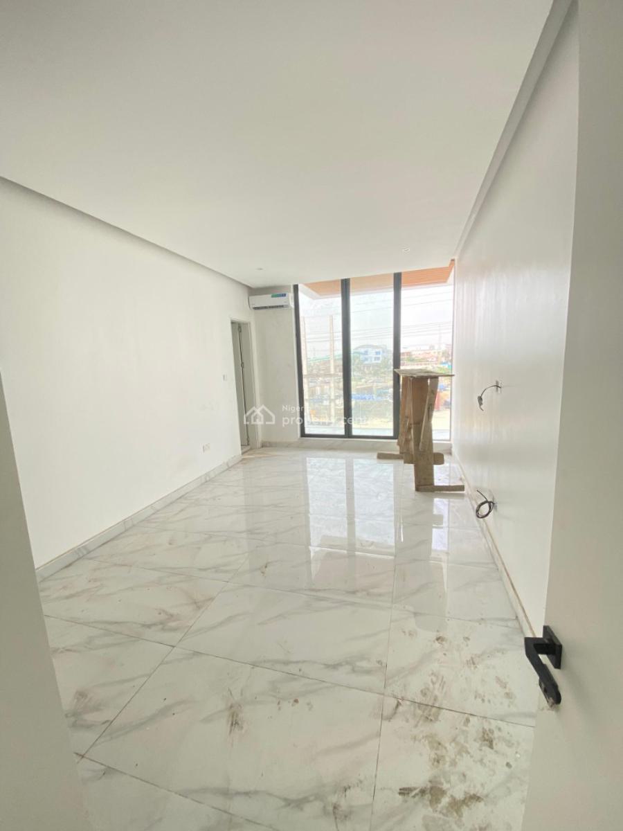 Luxury 2bedroom Serviced Apartment with Rooftop Pool, Elevator and Gym, Lekki Phase 1, Lekki, Lagos, Flat / Apartment for Sale