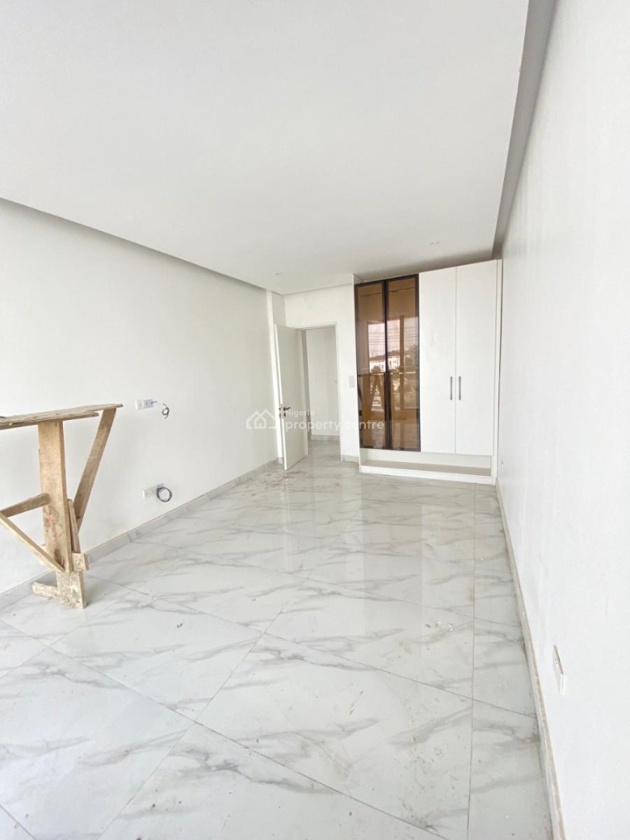 Luxury 2bedroom Serviced Apartment with Rooftop Pool, Elevator and Gym, Lekki Phase 1, Lekki, Lagos, Flat / Apartment for Sale