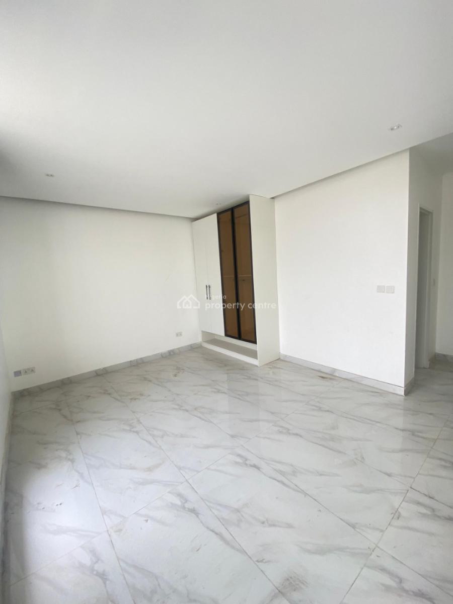 Luxury 2bedroom Serviced Apartment with Rooftop Pool, Elevator and Gym, Lekki Phase 1, Lekki, Lagos, Flat / Apartment for Sale