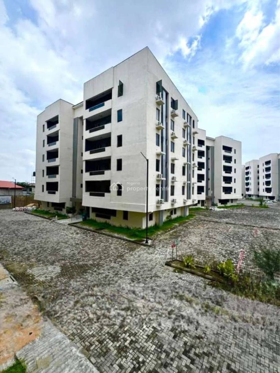 Spaciously Built & Furnished 3 Bedroom Apartment with Gym & Pool, Surulere, Lagos, Flat / Apartment for Sale