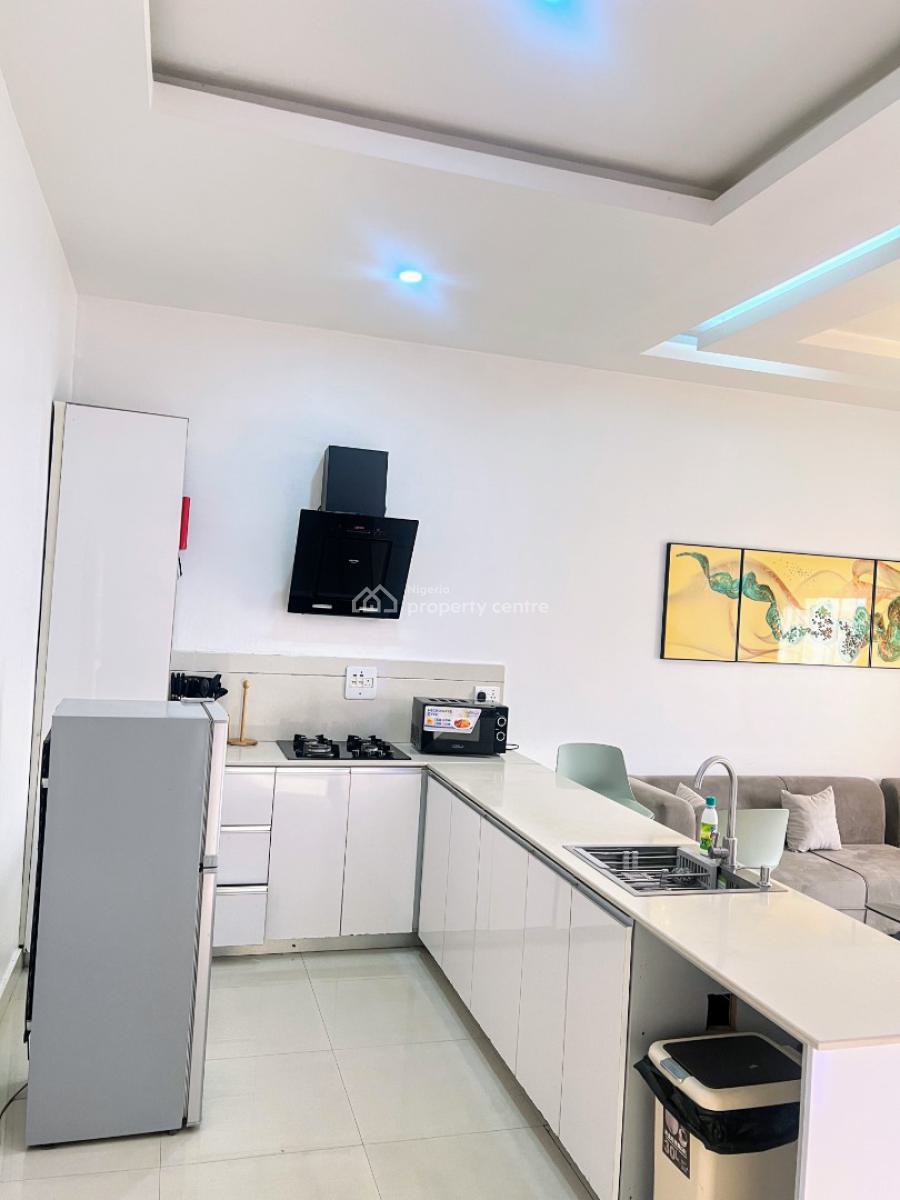 1 Bedroom Apartment, Freedom Way, Lekki Phase 1, Lekki, Lagos, Flat / Apartment Short Let
