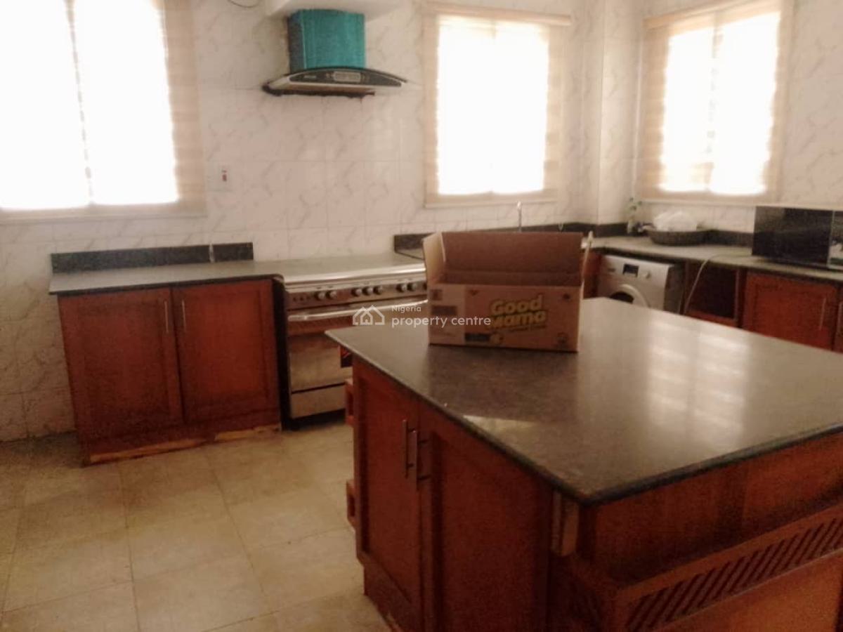 8 Bedrooms Fully Detached Duplex with Bq, Garden, Amen Estate Phase 1, Eleko, Ibeju Lekki, Lagos, Detached Duplex for Sale