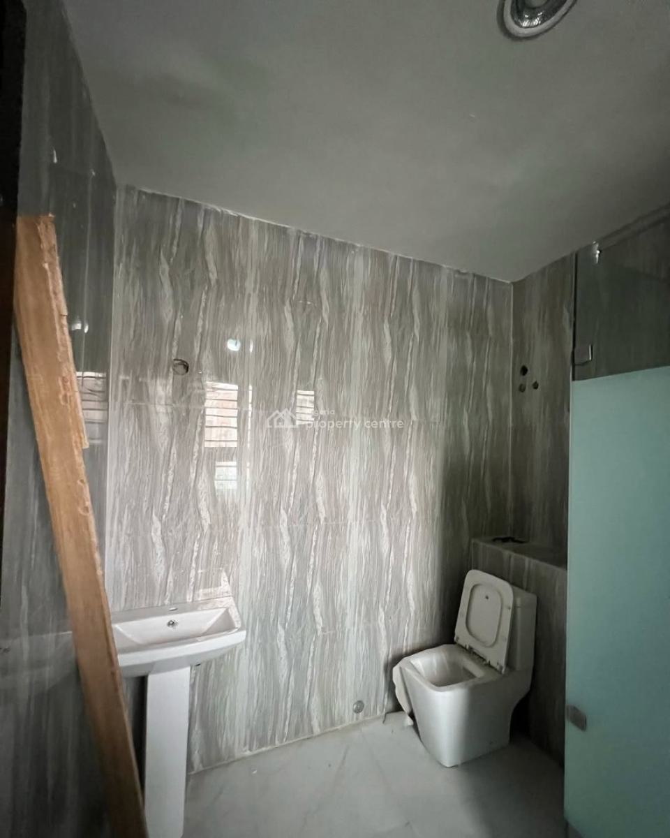 Beautifully Built 4 Bedroom Terrace Duplex with Bq, Osapa, Lekki, Lagos, Terraced Duplex for Rent