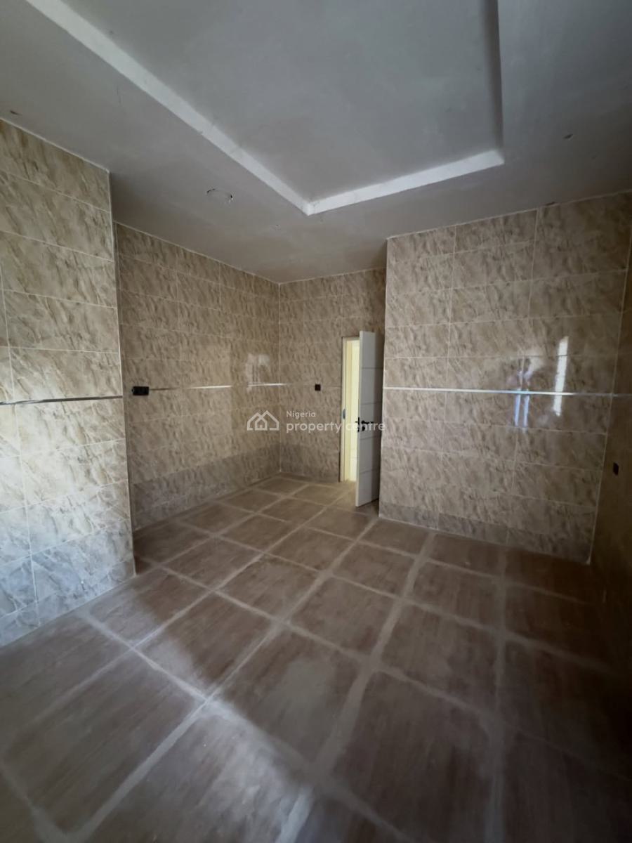 Spacious 3 Bedroom Duplex with Bq, Katampe, Abuja, Terraced Duplex for Sale