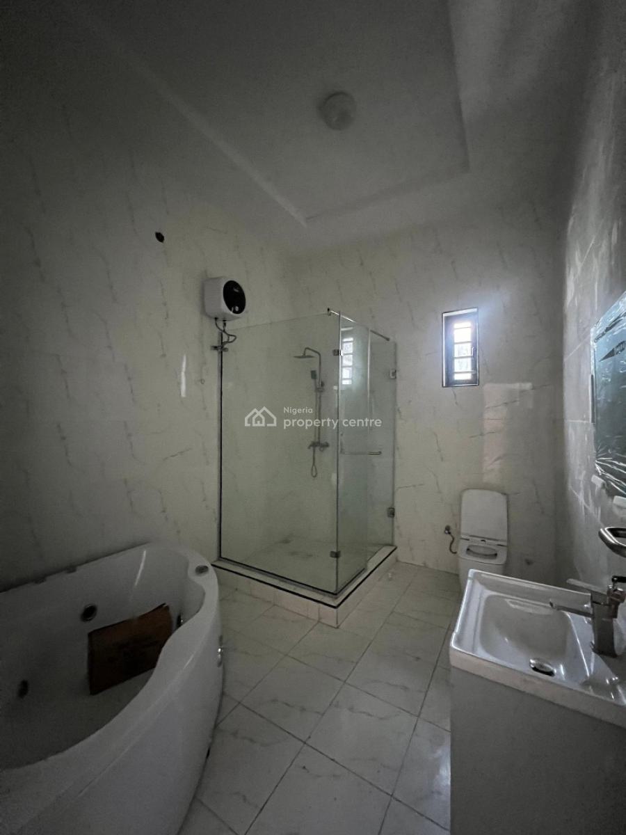 4-bedroom Terrace Duplexs, New Road, Lekki, Lagos, Terraced Duplex for Sale