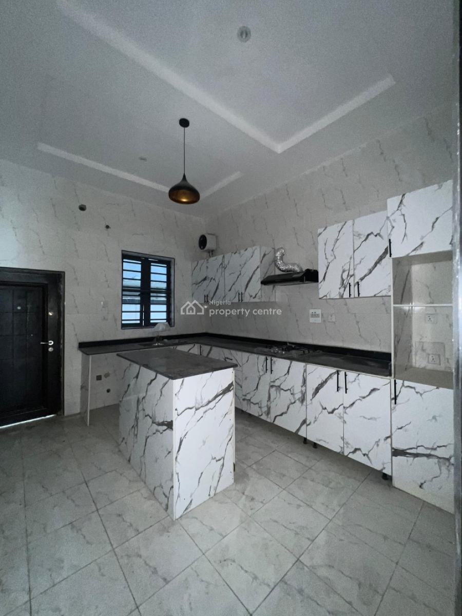 4-bedroom Terrace Duplexs, New Road, Lekki, Lagos, Terraced Duplex for Sale
