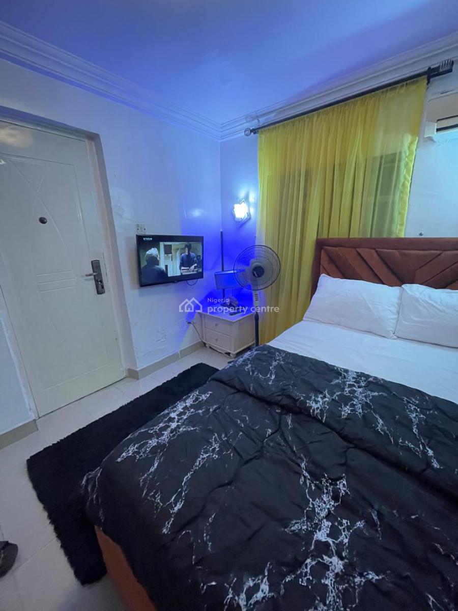 Well Maintained Serviced 3-bedroom Semi-detached Duplex in Self Compound, Megamound Estate, Ikota, Lekki, Lagos, Semi-detached Duplex for Rent