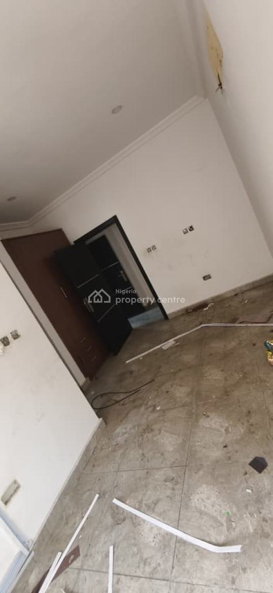 Expansive Five Bedroom Semi Detached Residence in Lekki Phase 1, Lekki Phase 1,lekki ,lagos , Nigeria, Lekki Phase 1, Lekki, Lagos, Semi-detached Duplex for Rent