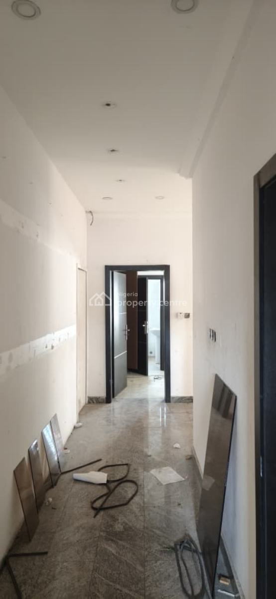 Expansive Five Bedroom Semi Detached Residence in Lekki Phase 1, Lekki Phase 1,lekki ,lagos , Nigeria, Lekki Phase 1, Lekki, Lagos, Semi-detached Duplex for Rent