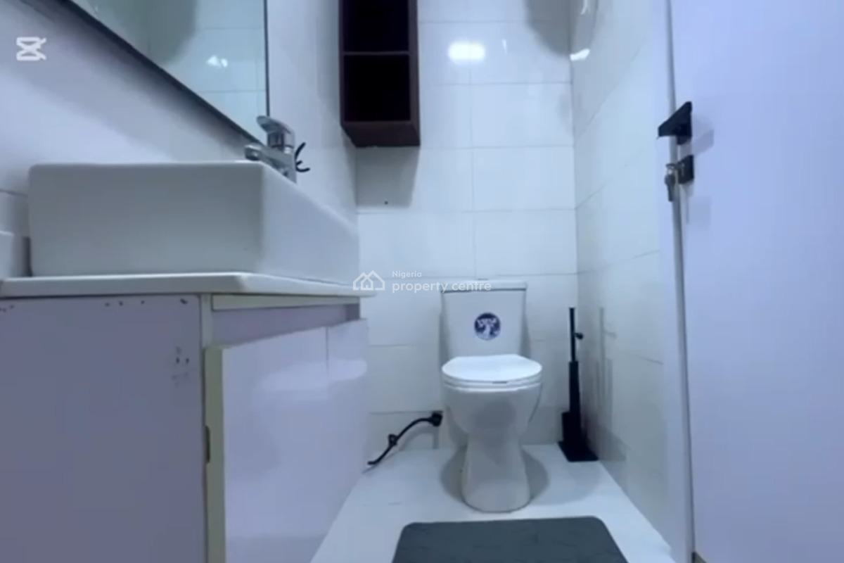 Fully Furnished 3 Bedrooms Penthouse Apartment with Boyz Quarter, Richmond Pearl Estate Off Freedom Way, Lekki Phase 1, Lekki, Lagos, Flat / Apartment for Sale