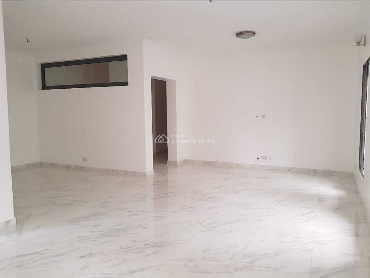 Beautiful 4 Bedroom Semi Detached Houae, Lekki Phase 1, Lekki, Lagos, Semi-detached Duplex for Rent