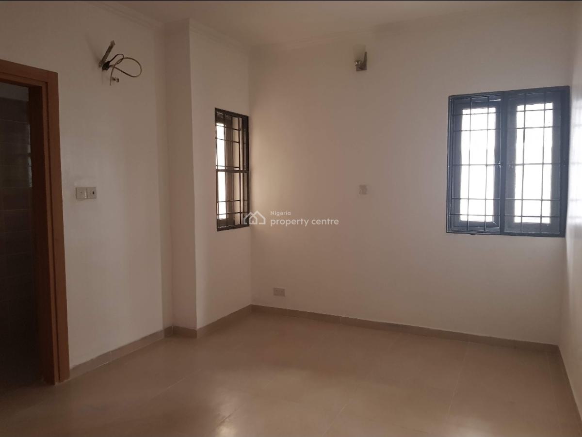 Beautiful 4 Bedroom Semi Detached Houae, Lekki Phase 1, Lekki, Lagos, Semi-detached Duplex for Rent