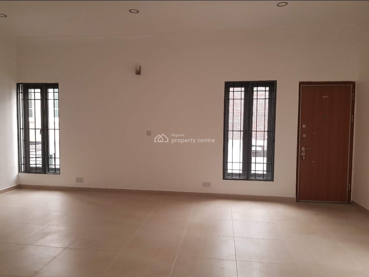 Beautiful 4 Bedroom Semi Detached Houae, Lekki Phase 1, Lekki, Lagos, Semi-detached Duplex for Rent