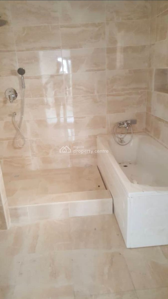 Beautiful 4 Bedroom Semi Detached Houae, Lekki Phase 1, Lekki, Lagos, Semi-detached Duplex for Rent