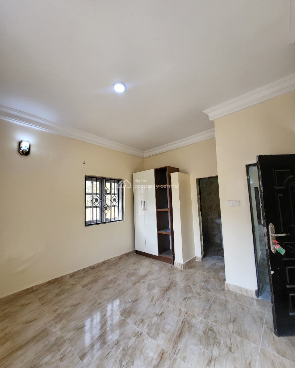 Luxurious Massive 2 Bedroom Flat, By American International School, Durumi, Abuja, Flat / Apartment for Rent