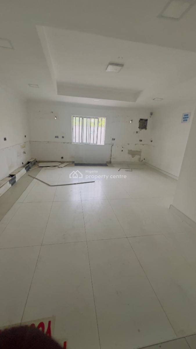 6 Bedroom Duplex, Off Bisola Durosimmi, Lekki Phase 1, Lekki, Lagos, Office Space for Rent