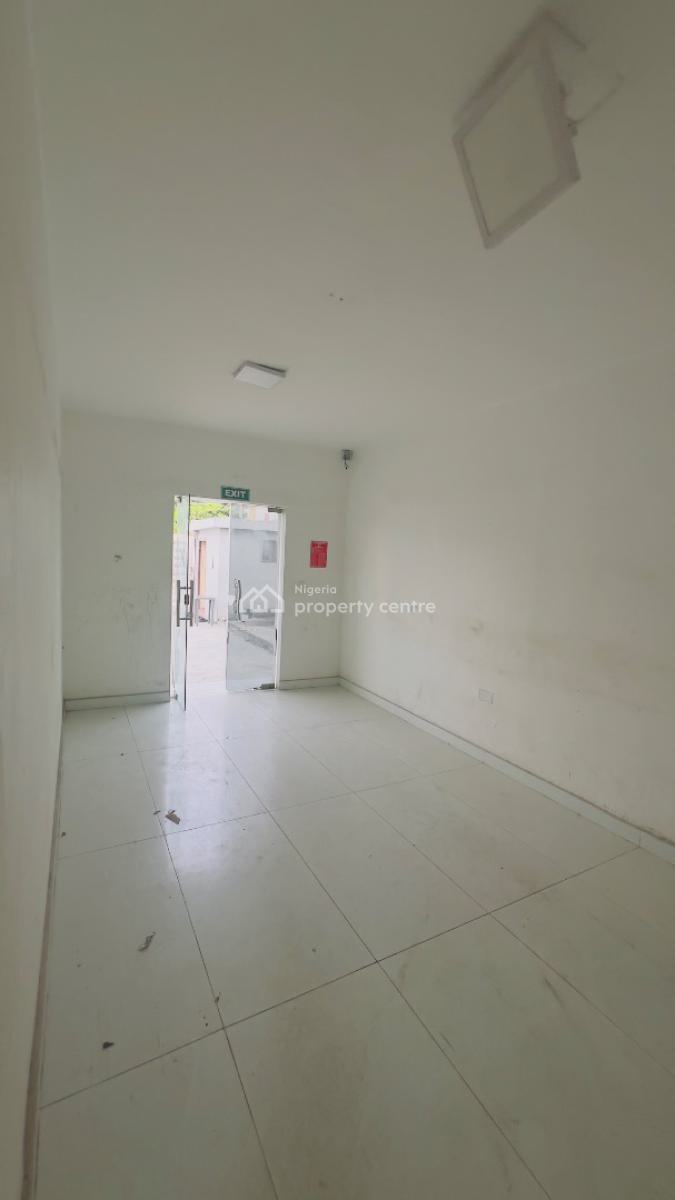 6 Bedroom Duplex, Off Bisola Durosimmi, Lekki Phase 1, Lekki, Lagos, Office Space for Rent