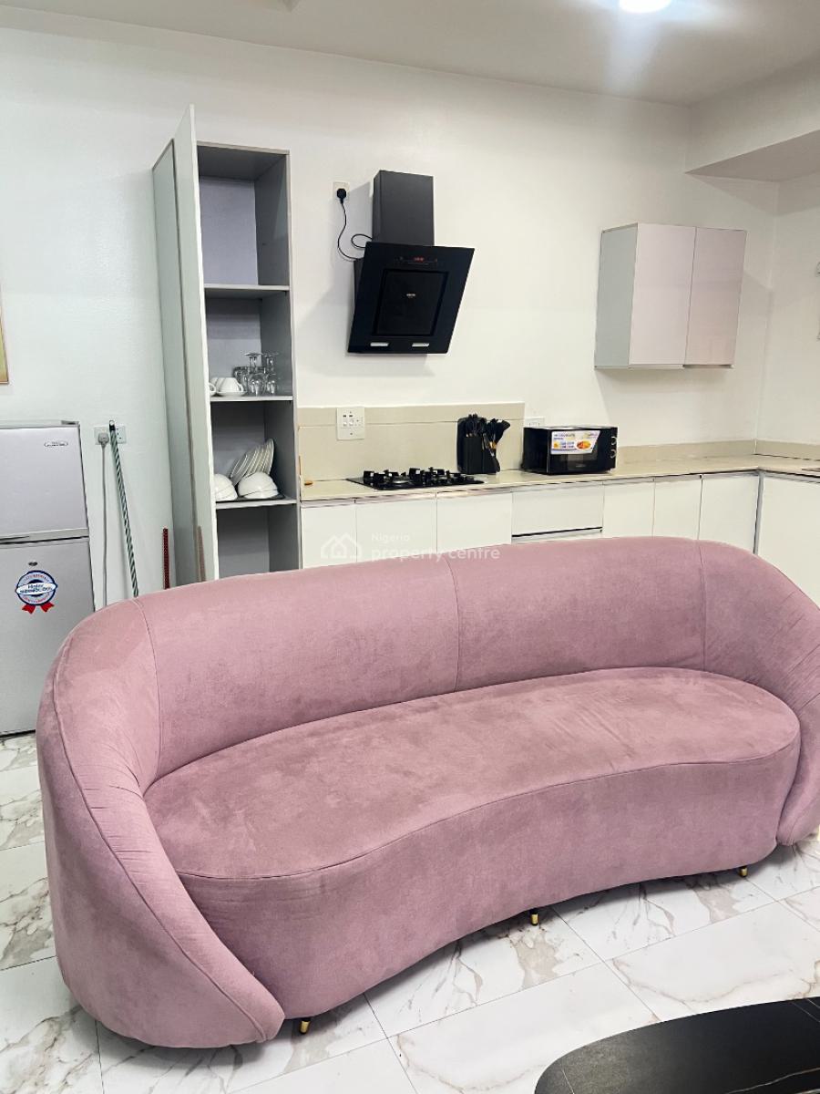 2 Bedroom Apartment, Freedom Way, Lekki Phase 1, Lekki, Lagos, Flat / Apartment Short Let