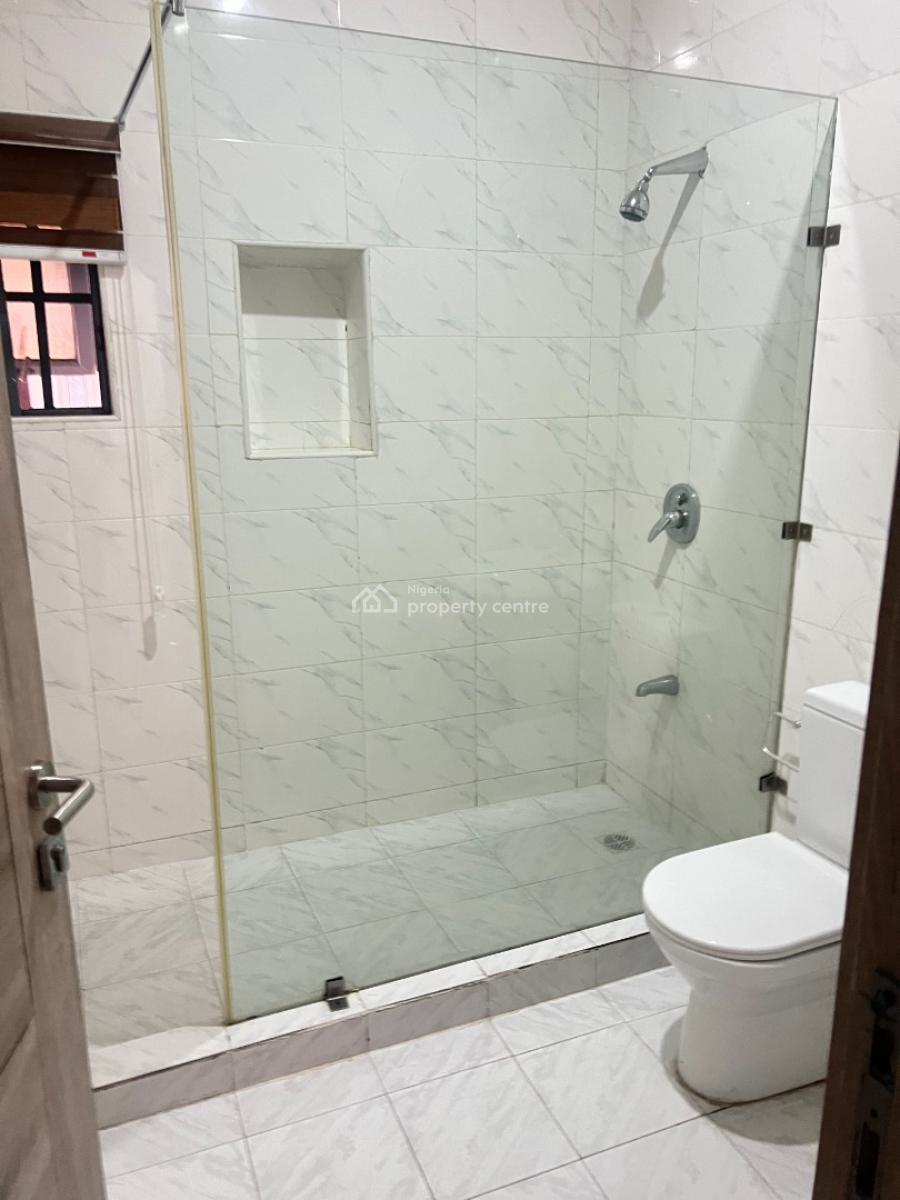 2 Bedroom Apartment, Freedom Way, Lekki Phase 1, Lekki, Lagos, Flat / Apartment Short Let