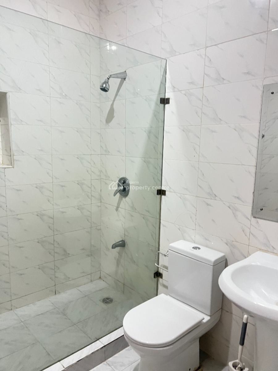 2 Bedroom Apartment, Freedom Way, Lekki Phase 1, Lekki, Lagos, Flat / Apartment Short Let