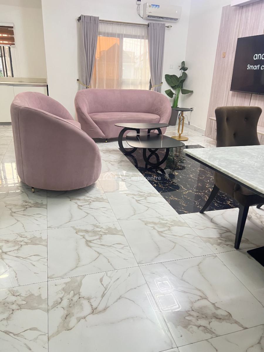 2 Bedroom Apartment, Freedom Way, Lekki Phase 1, Lekki, Lagos, Flat / Apartment Short Let