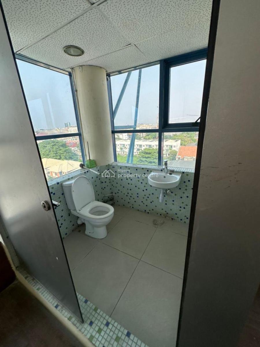 5 Floors Office Building Sitting on 3,285 Square Meters, Victoria Island (vi), Lagos, Office Space for Rent