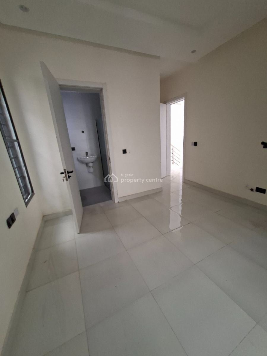 Fully Service 4 Bedroom Semi Detached Duplex with Bq, Platinum Way, Osapa, Lekki, Lagos, Semi-detached Duplex for Rent