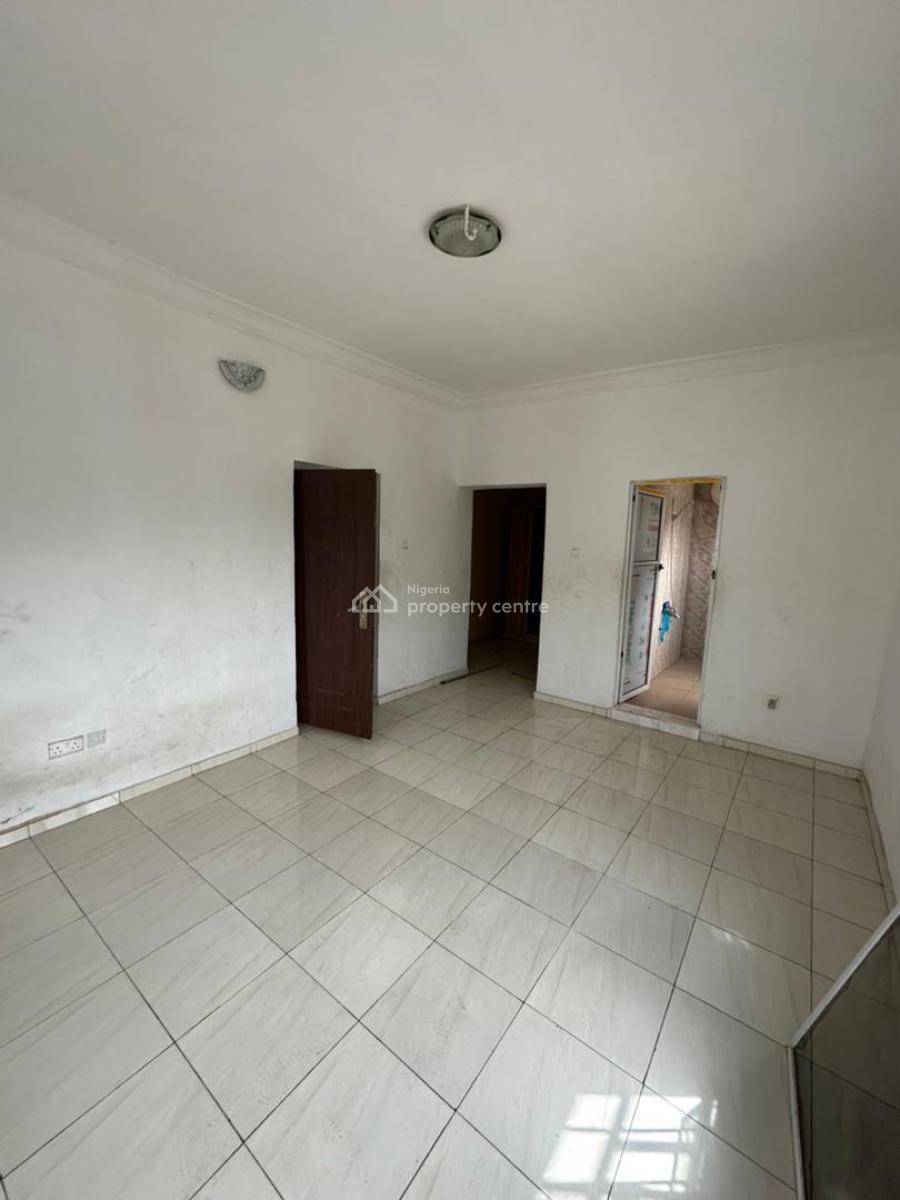 Very Spacious 3 Bedroom Apartment in a Serene Environment, Close Proximity to Coastal Road, Okun-ajah, Ajah, Lagos, Flat / Apartment for Rent