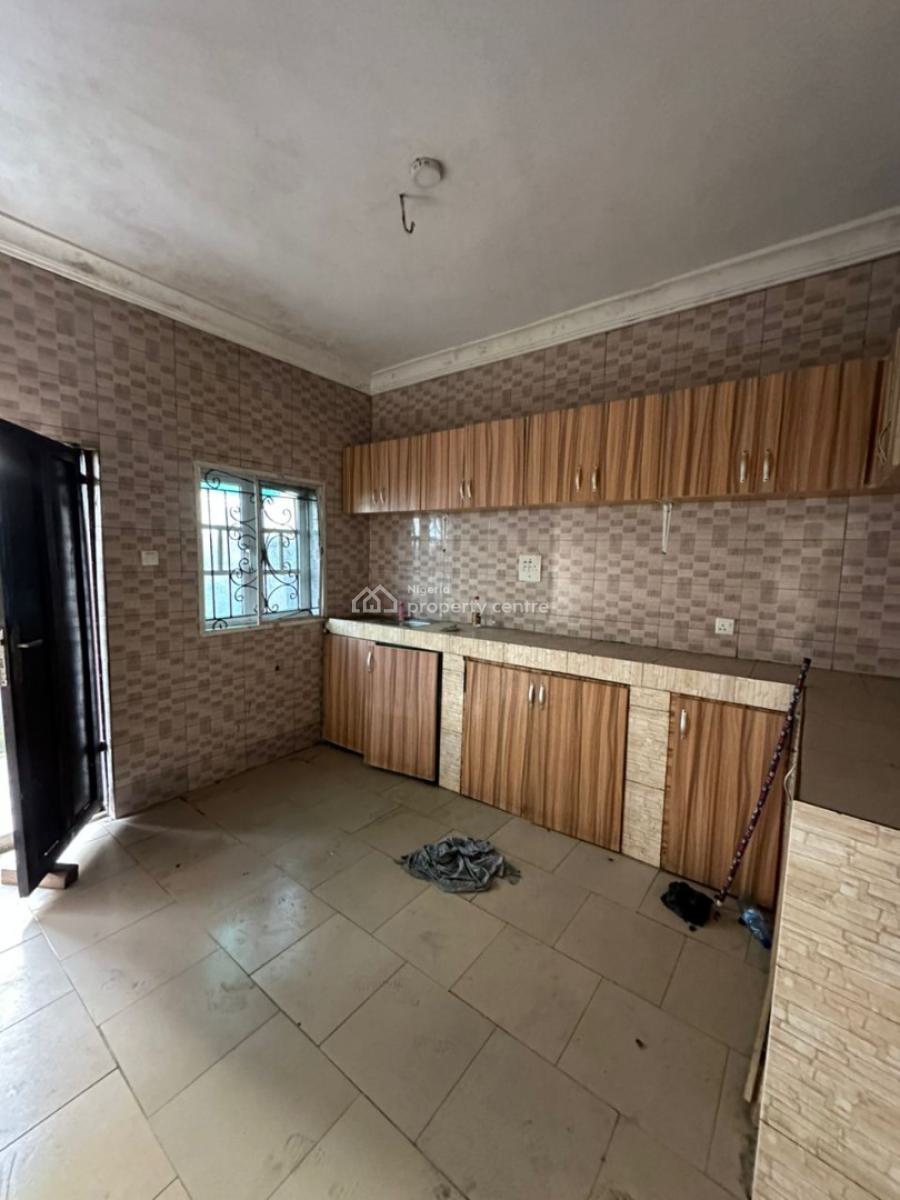 Very Spacious 3 Bedroom Apartment in a Serene Environment, Close Proximity to Coastal Road, Okun-ajah, Ajah, Lagos, Flat / Apartment for Rent