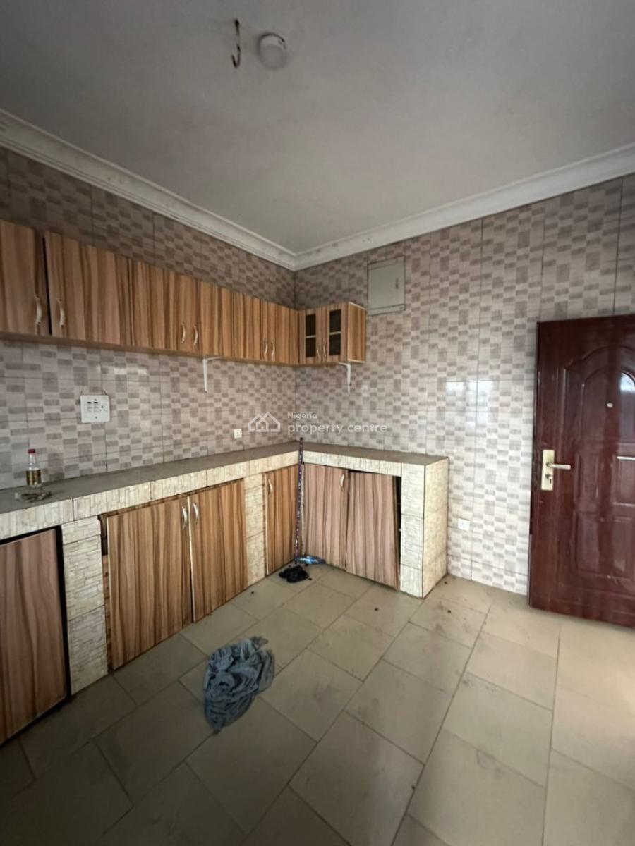 Very Spacious 3 Bedroom Apartment in a Serene Environment, Close Proximity to Coastal Road, Okun-ajah, Ajah, Lagos, Flat / Apartment for Rent