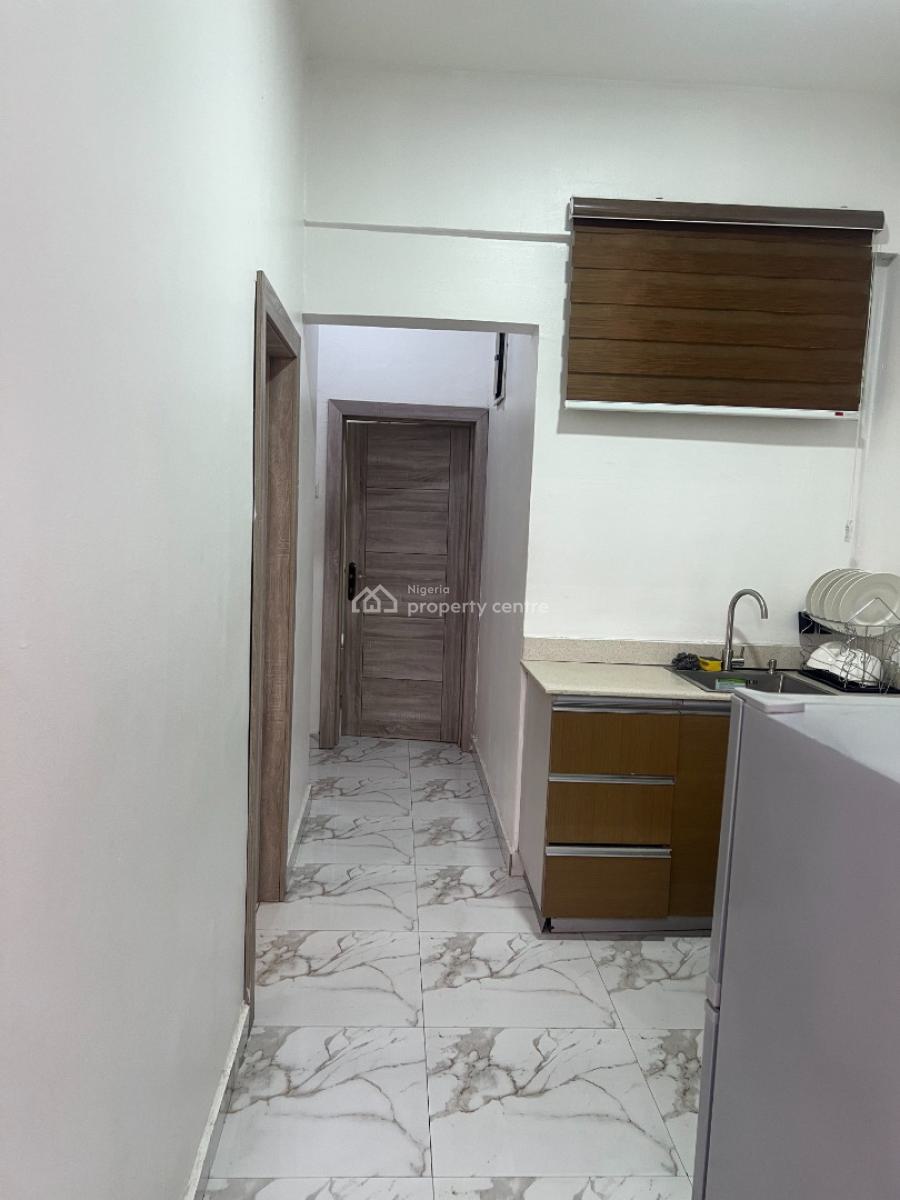 2 Bedroom Apartment, Freedom Way, Lekki Phase 1, Lekki, Lagos, Flat / Apartment Short Let