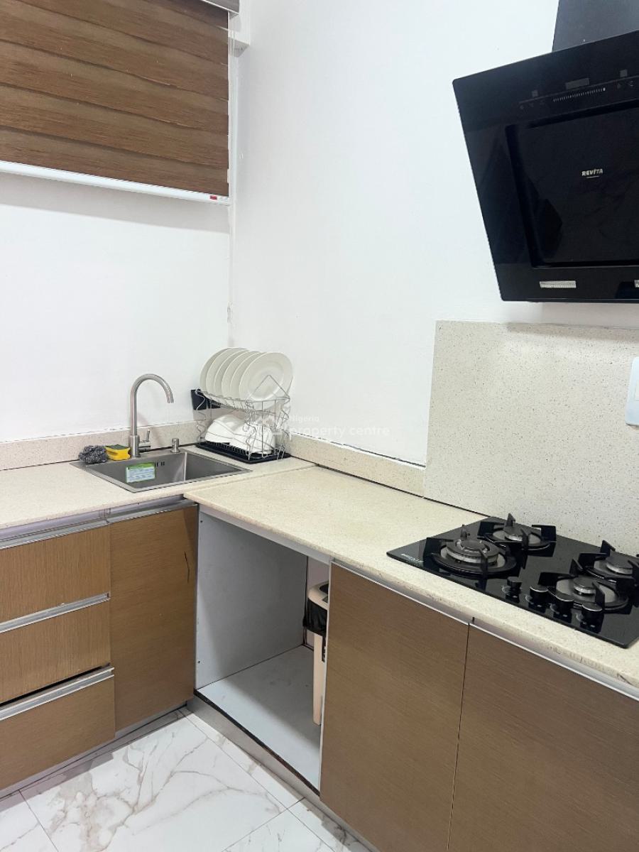 2 Bedroom Apartment, Freedom Way, Lekki Phase 1, Lekki, Lagos, Flat / Apartment Short Let