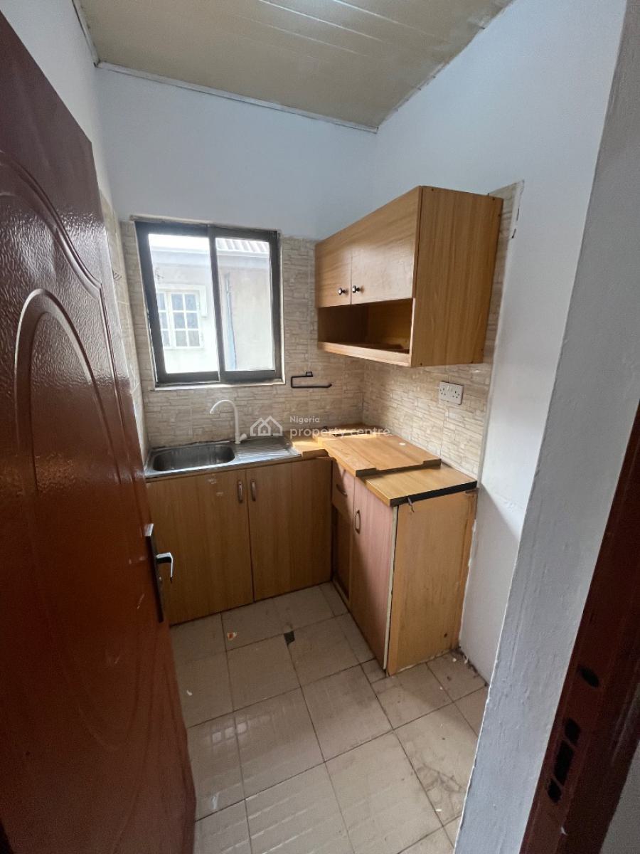 Self Contain, Off Fola Osibo, Lekki Phase 1, Lekki, Lagos, Mini Flat (room and Parlour) for Rent