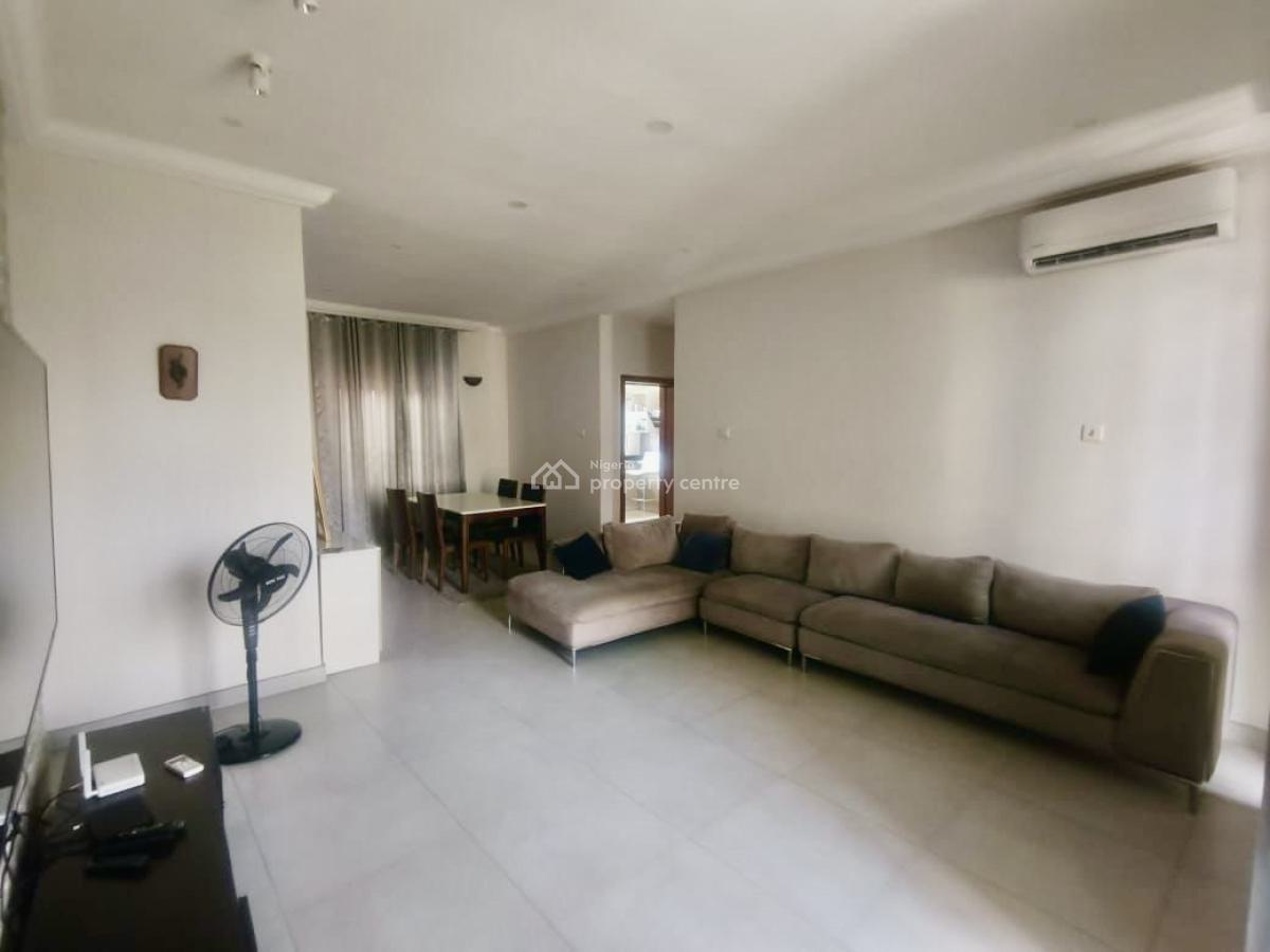 Newly Furnished with B Q, Spg Road, Lekki, Lagos, Flat / Apartment for Rent