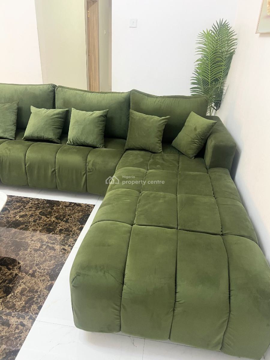 Vacation Ruby 2 Bedroom Apartment, Freedom Way, Lekki Phase 1, Lekki, Lagos, Flat / Apartment Short Let