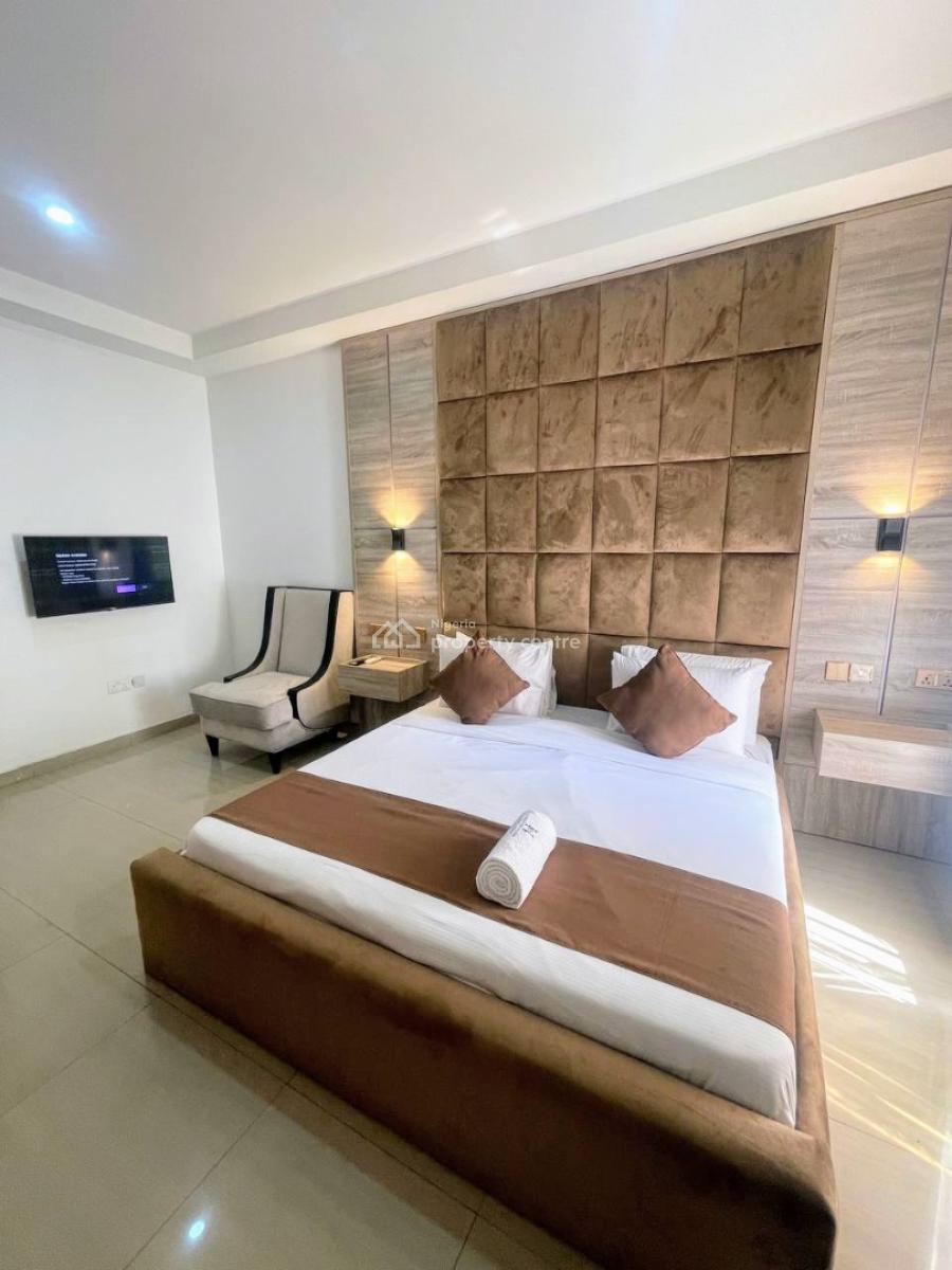 2 Bedroom Apartment, Freedom Way, Lekki Phase 1, Lekki, Lagos, Flat / Apartment Short Let