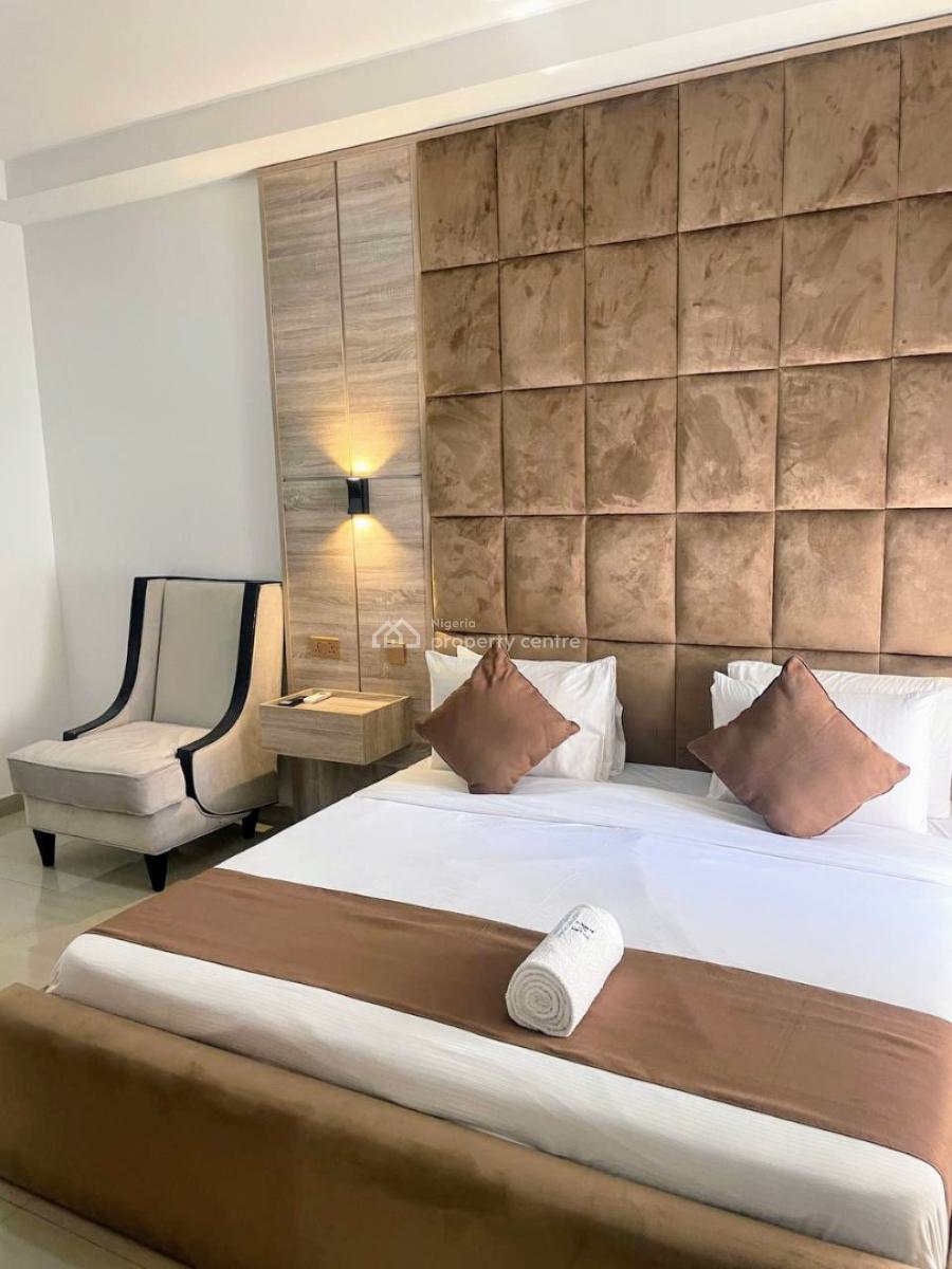 2 Bedroom Apartment, Freedom Way, Lekki Phase 1, Lekki, Lagos, Flat / Apartment Short Let